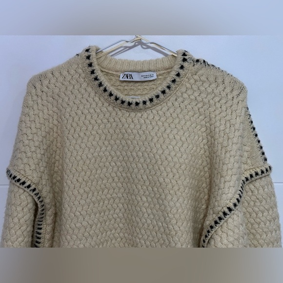 Zara: Women's Textured Sweater- Size Small - Picture 3 of 11